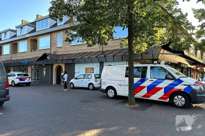 Forensische Opsporing verricht onderzoek in woning