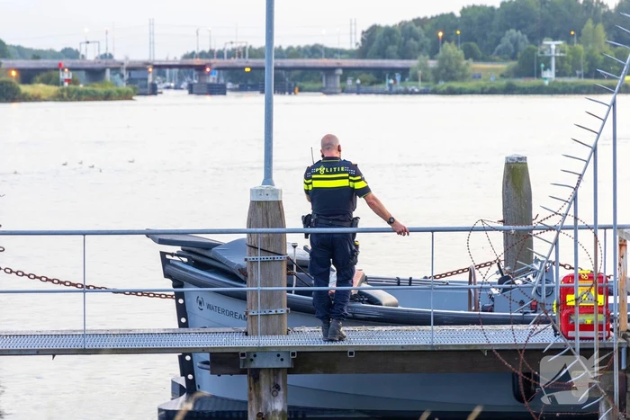 Pleziervaartuig gezonken na aanvaring, opvarenden gered