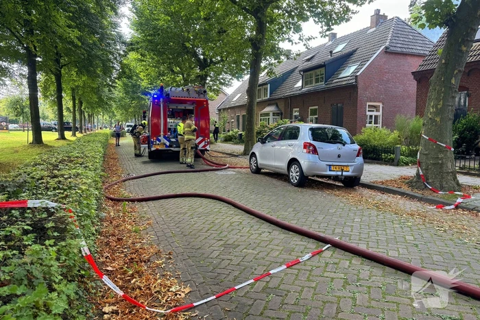 Veel rookontwikkeling bij brand in schuur