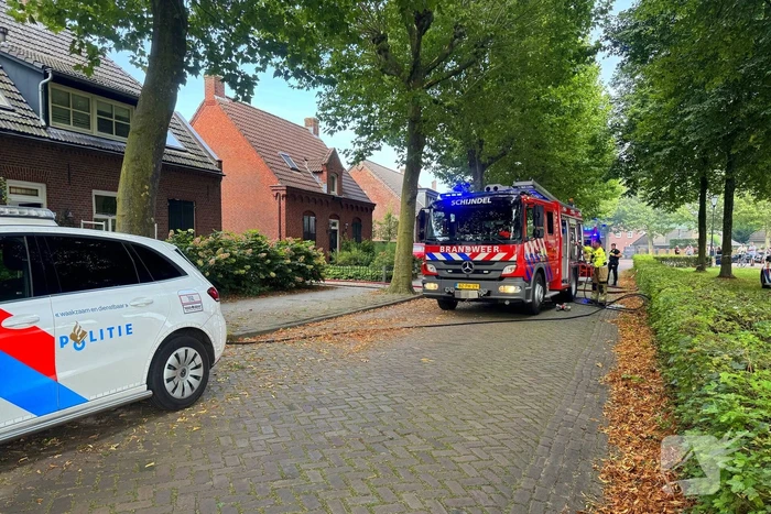 Veel rookontwikkeling bij brand in schuur