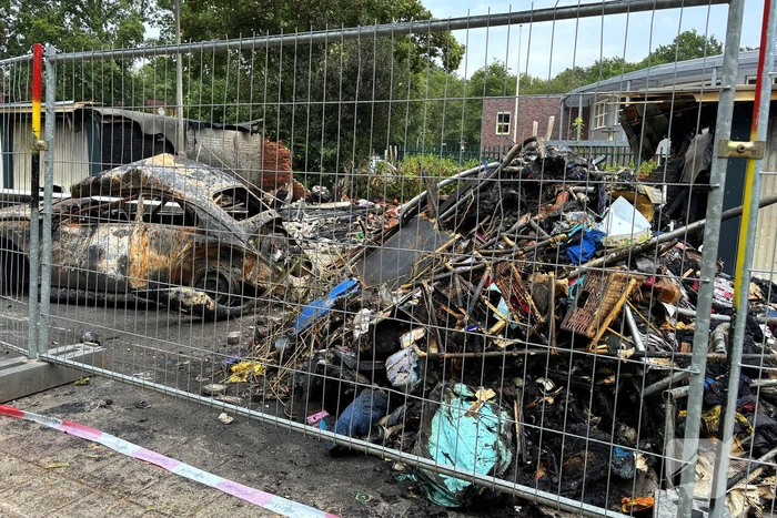 Grote ravage nadat meerdere garageboxen in band stonden