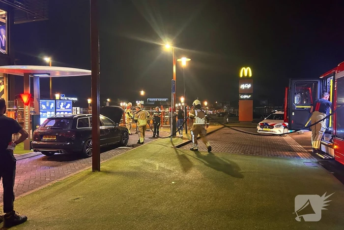 Brand in auto snel geblust