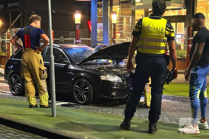 Brand in auto snel geblust