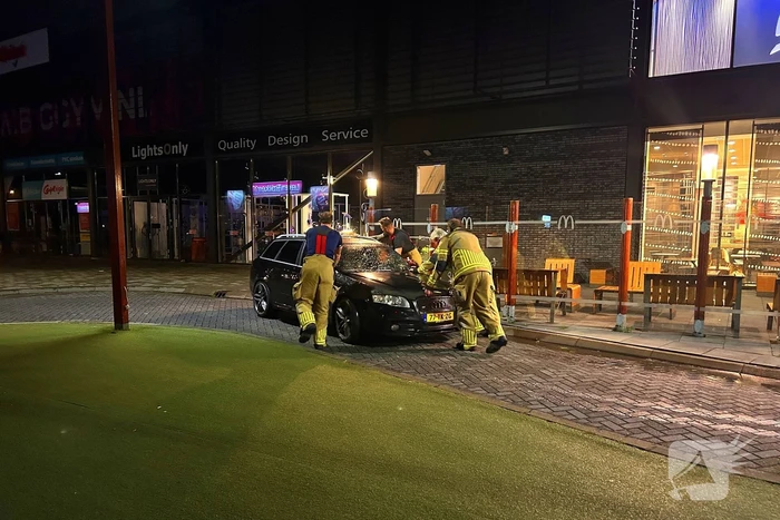 Brand in auto snel geblust