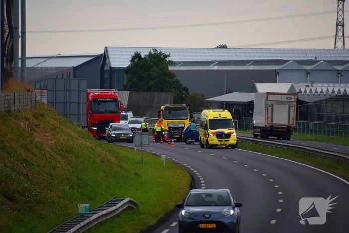 Rijstrook afgesloten na ongeval