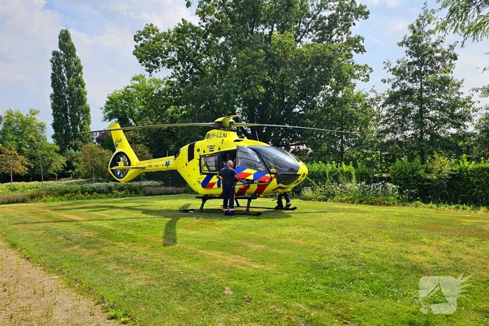 Traumahelikopter geland voor incident op straat