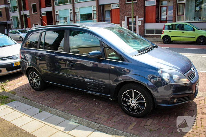 Scooterrijder gewond bij aanrijding met personenauto