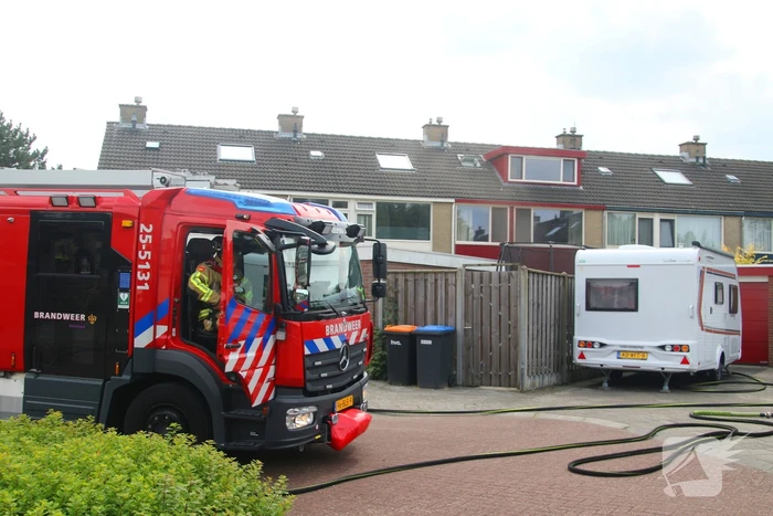 Woning vol rook door brand