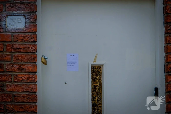 Team Parate Eenheid doet inval in woning