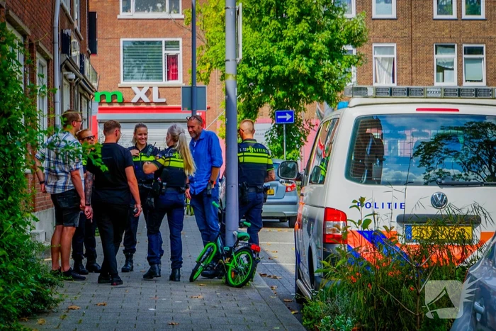 Team Parate Eenheid doet inval in woning