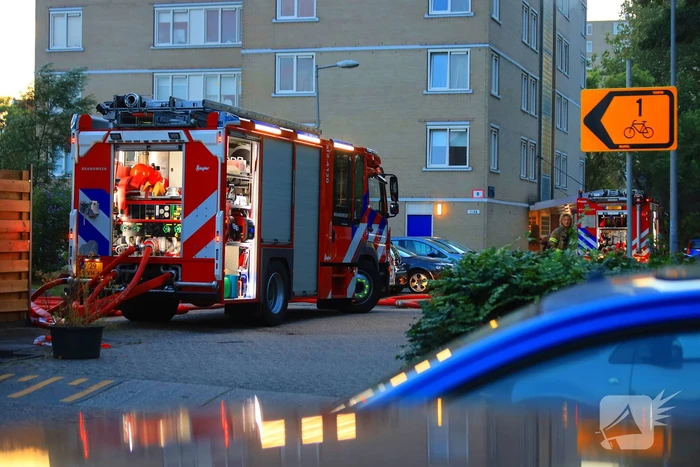 Grote schade na uitslaande brand in flatwoning