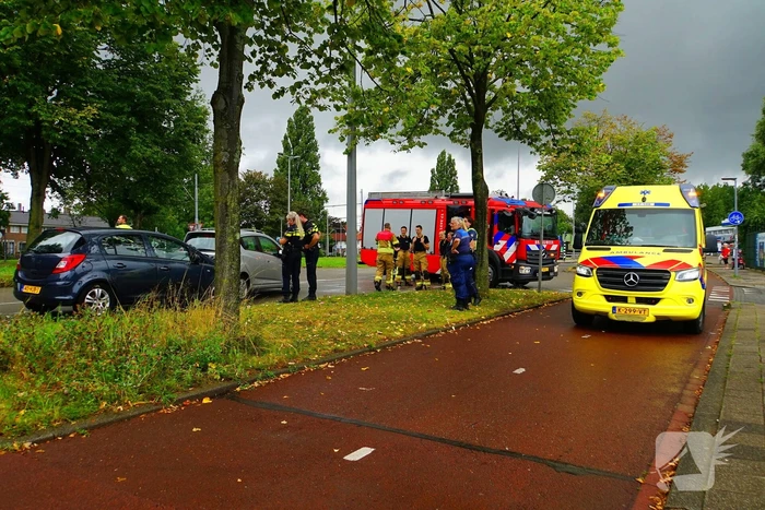 Twee voertuigen betrokken bij kop-staartbotsing
