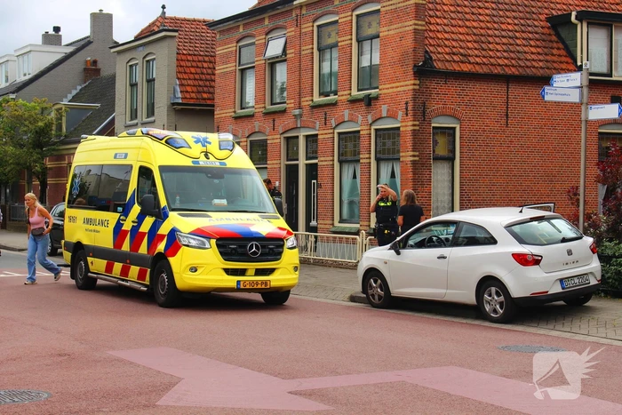 Fietser gewond aan arm na ongeval met personenauto
