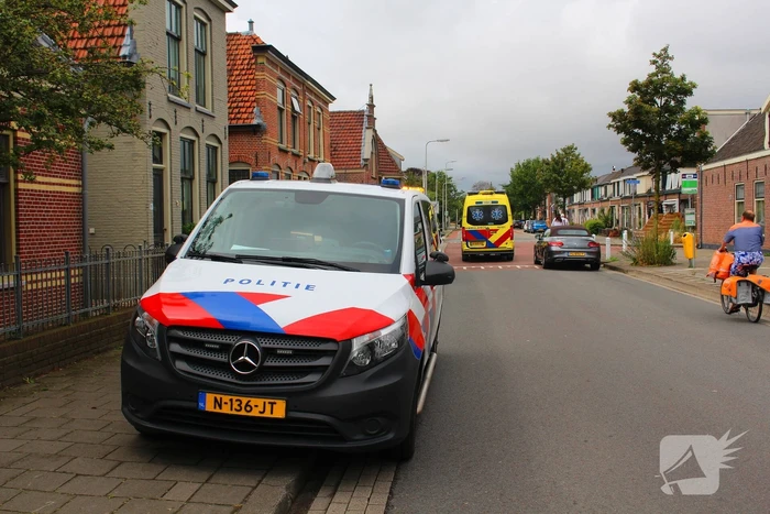 Fietser gewond aan arm na ongeval met personenauto
