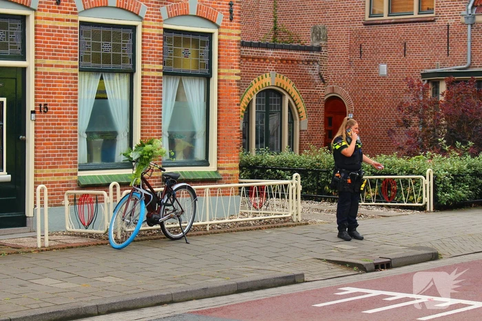 Fietser gewond aan arm na ongeval met personenauto