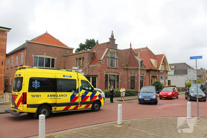Fietser gewond aan arm na ongeval met personenauto