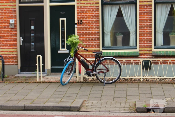Fietser gewond aan arm na ongeval met personenauto