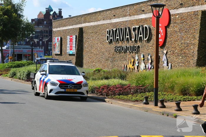 Verdachten vluchten na gewapende overval op juwelier