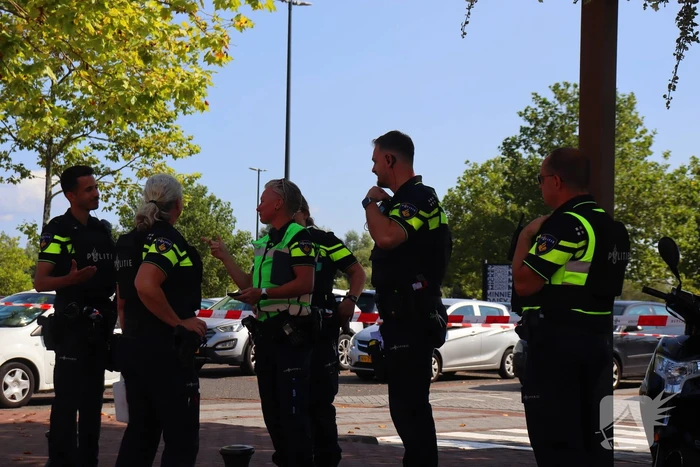 Verdachten vluchten na gewapende overval op juwelier