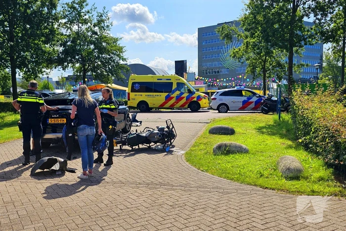 Lesmotor betrokken bij verkeersongeval