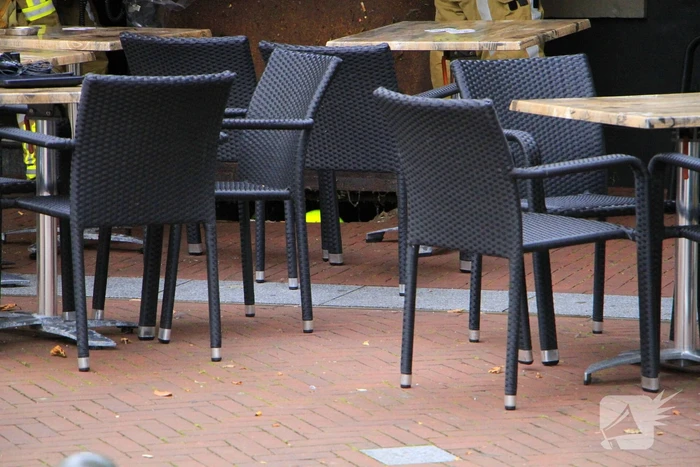 Brandweer onderzoekt gaslucht in café