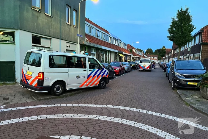 Aanhouding en gewonde na vechtpartij, messen gevonden in woning