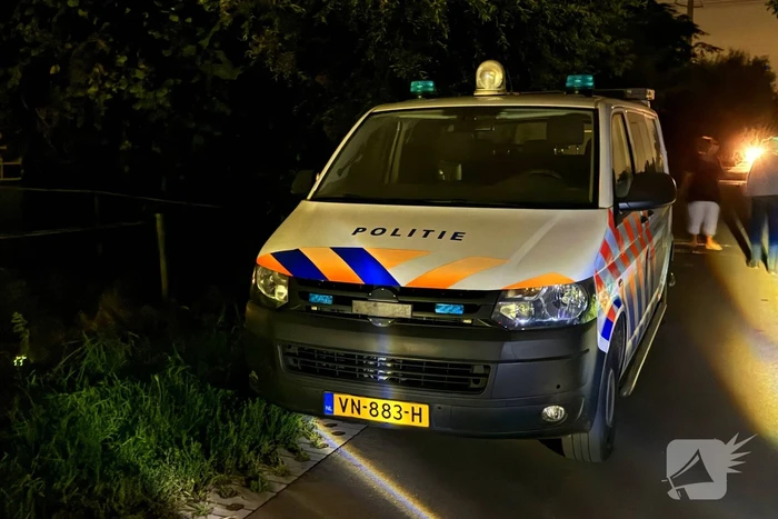 Bestuurder spoorloos nadat auto ondersteboven belandt