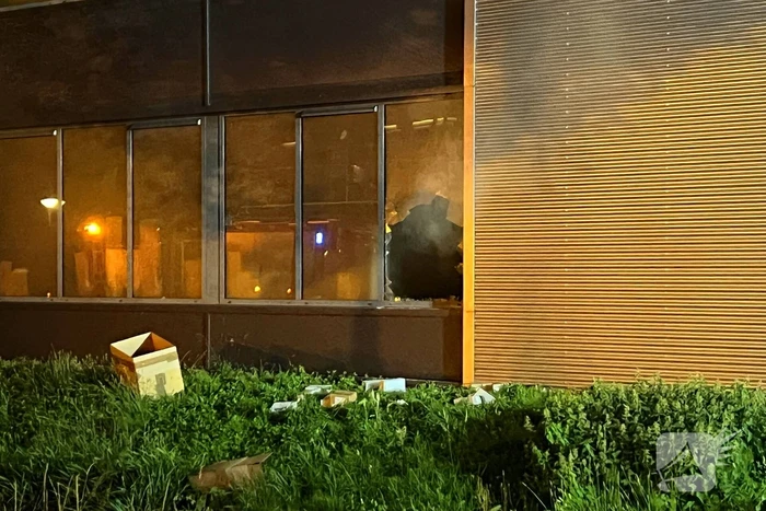 Mistgenerator na inbraak zorgt voor brandweer inzet