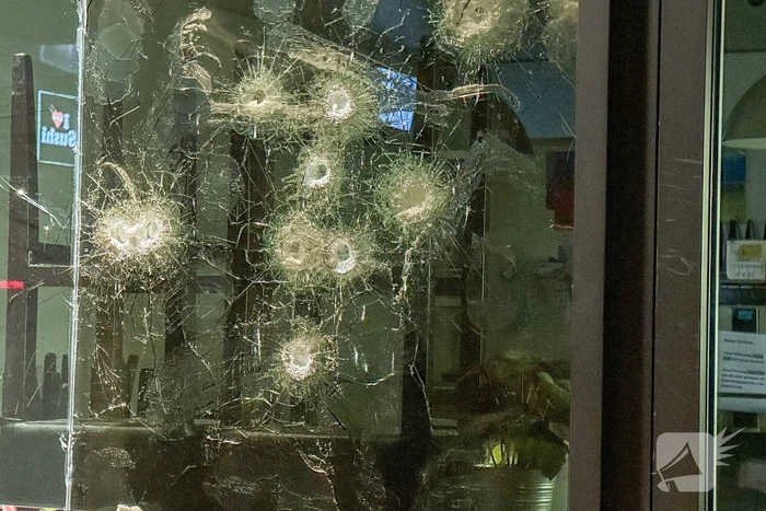 Wederom meerdere panden beschoten