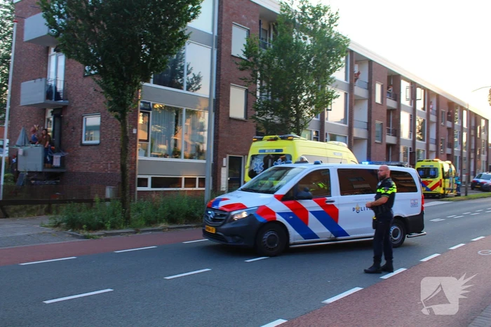 Kind valt van één hoog, traumateam ingezet