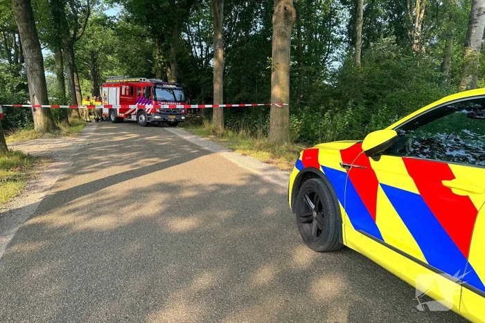 Voertuigen belanden in sloot na aanrijding