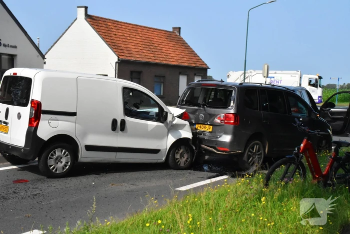 Flinke schade bij kop-staartbotsing
