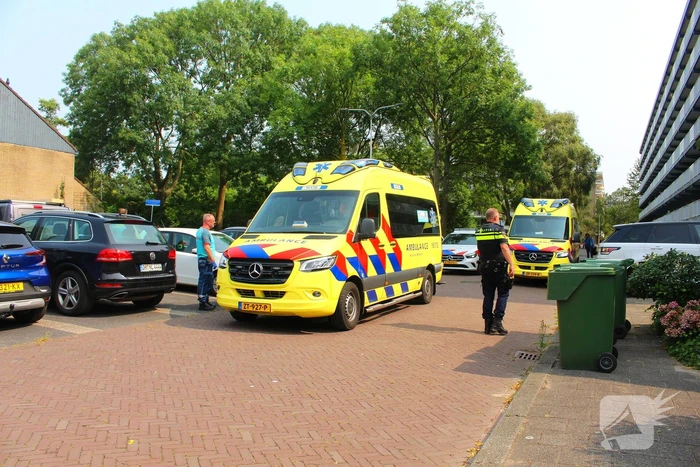 Traumateam ingezet voor incident bij flatgebouw