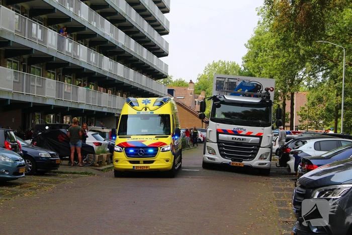 Traumateam ingezet voor incident bij flatgebouw