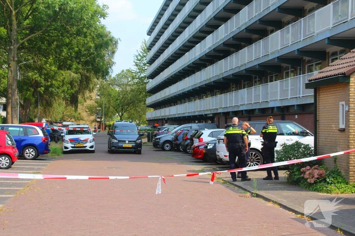 Traumateam ingezet voor incident bij flatgebouw