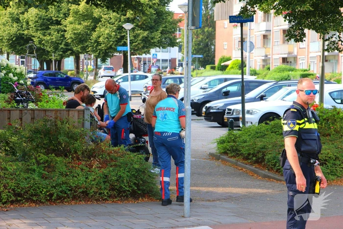Brandweer bevrijdt kind dat met voet tussen spaken zit