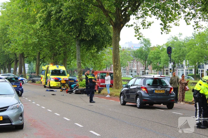 Motorrijder gewond bij verkeersongeval