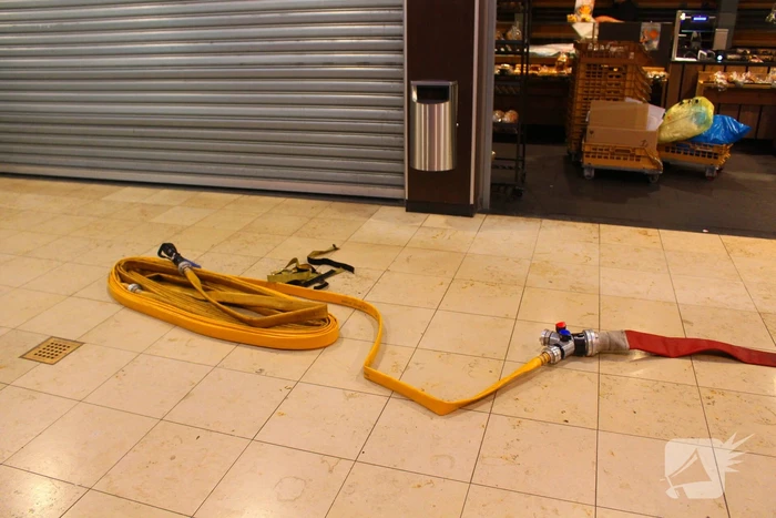 Omstanders bellen brandweer voor rookontwikkeling uit bakkerij