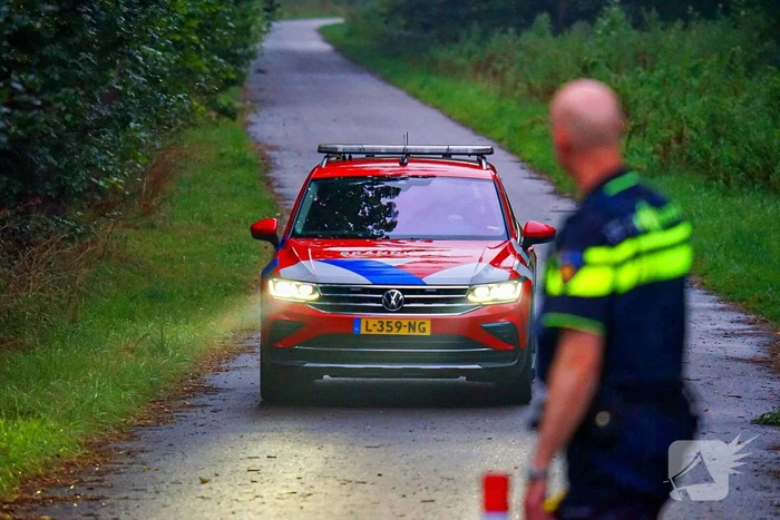 Grote zoekactie voor pop in water