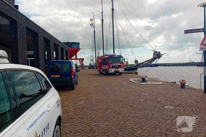 Brand in machinekamer bij boot