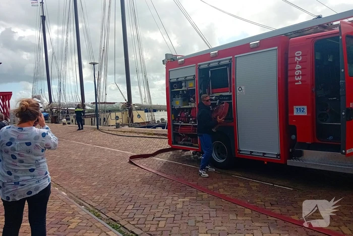 Brand in machinekamer bij boot