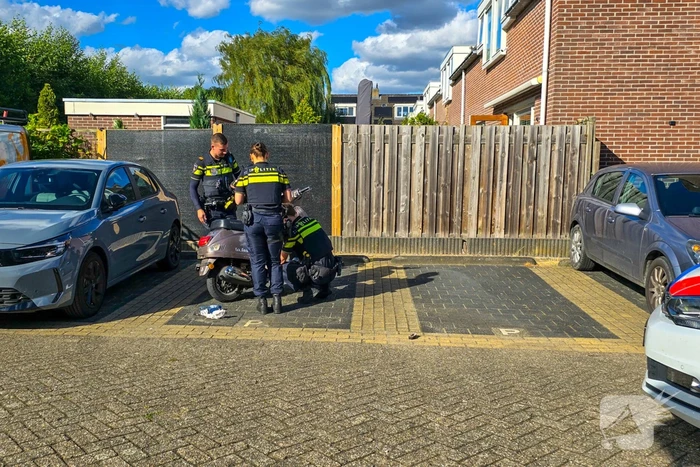 Twee aanhoudingen en mes aangetroffen na achtervolging