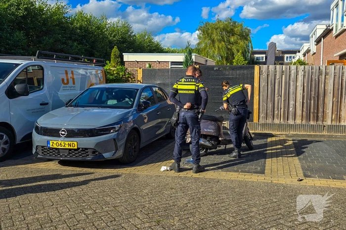 Twee aanhoudingen en mes aangetroffen na achtervolging