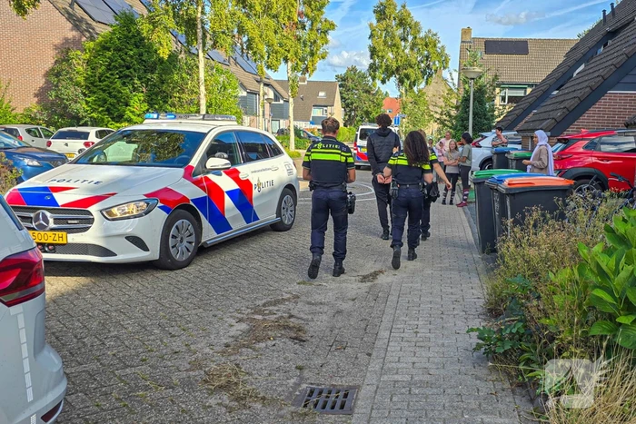 Twee aanhoudingen en mes aangetroffen na achtervolging
