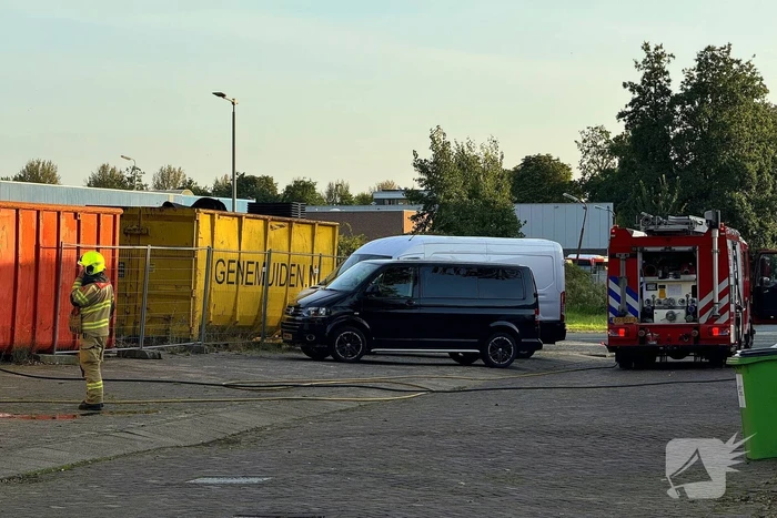 Vuilcontainers in brand, brandstichting niet uitgesloten