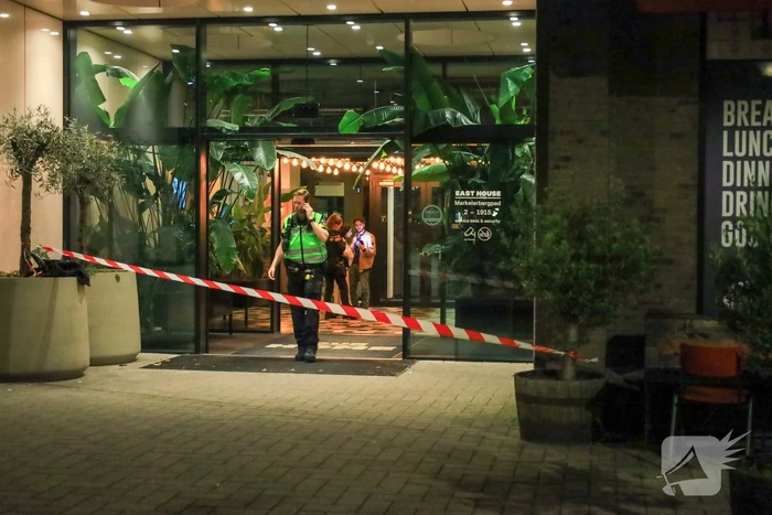Bestuurder gewond na beschieting