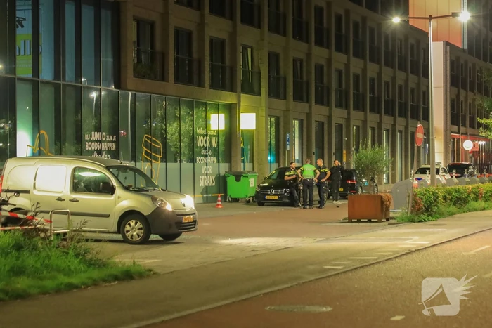 Bestuurder gewond na beschieting