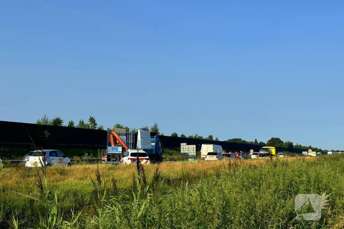 Drie auto's betrokken bij aanrijding op snelweg