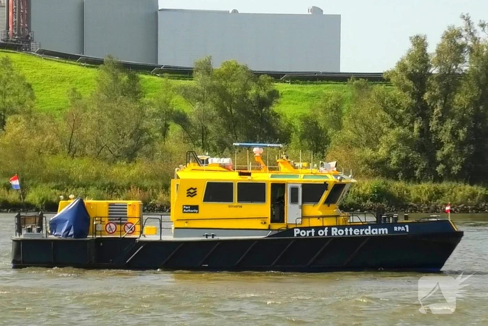 Grote zoekactie naar mogelijke persoon te water