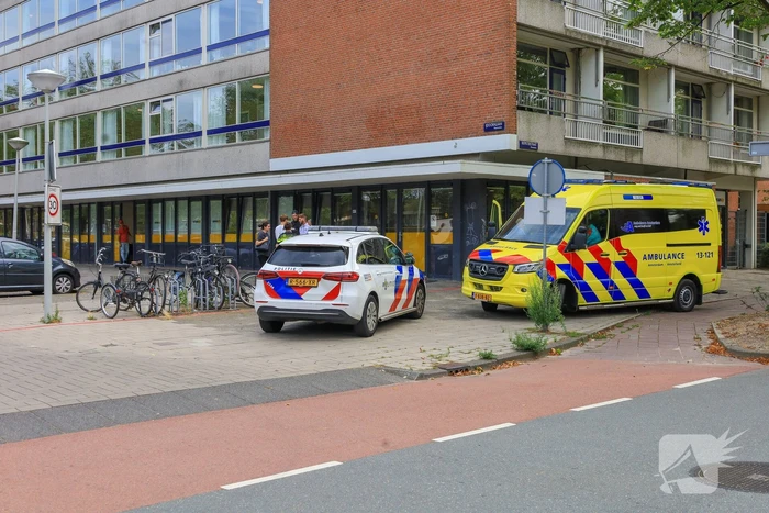 Persoon gewond na mogelijk steekincident